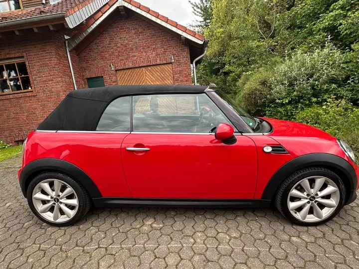 MINI Cooper Cabrio