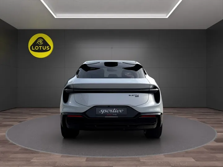 Lotus Eletre