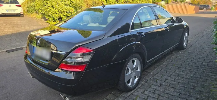 Mercedes-Benz S 320