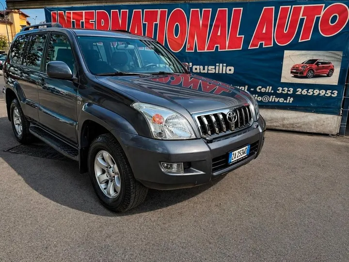 Toyota Land Cruiser