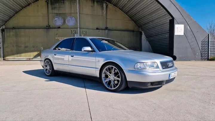 Audi A8