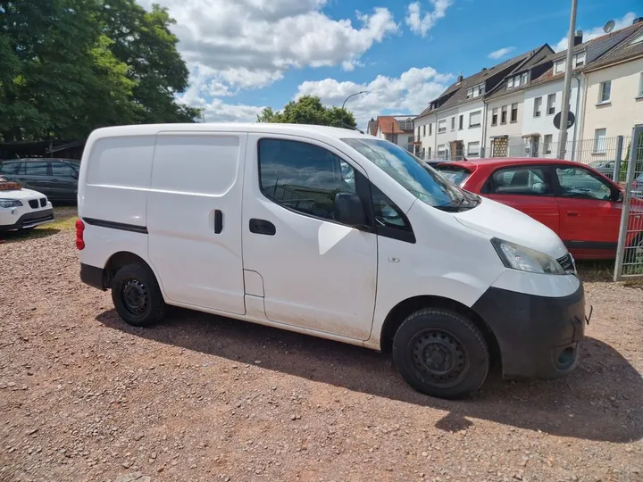 Nissan NV200