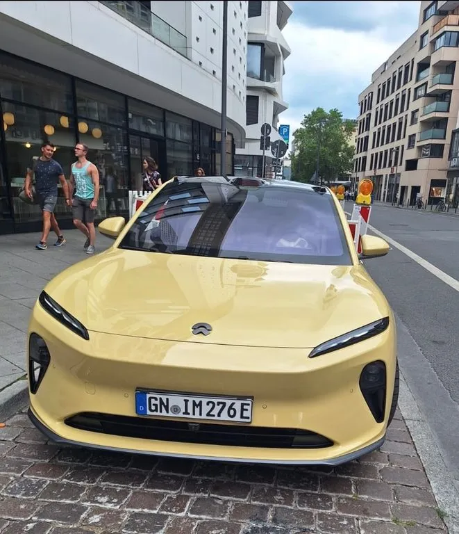 NIO ET5