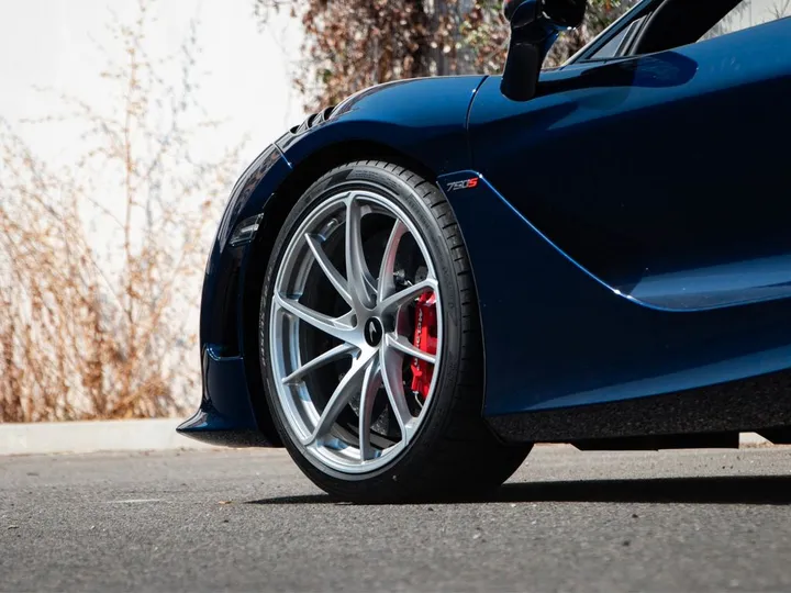 McLaren 750S