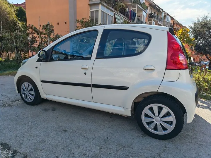 Peugeot 107