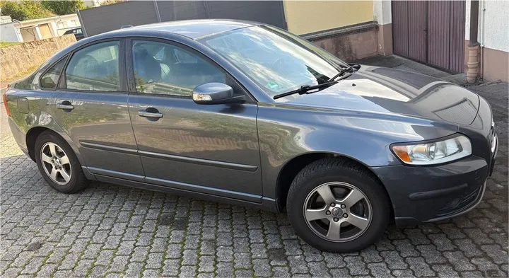 Volvo S40