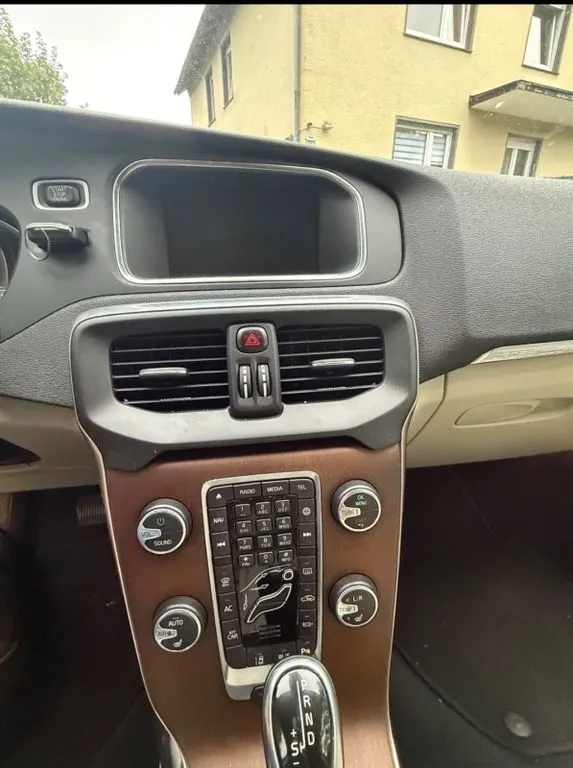 Volvo V40 Cross Country