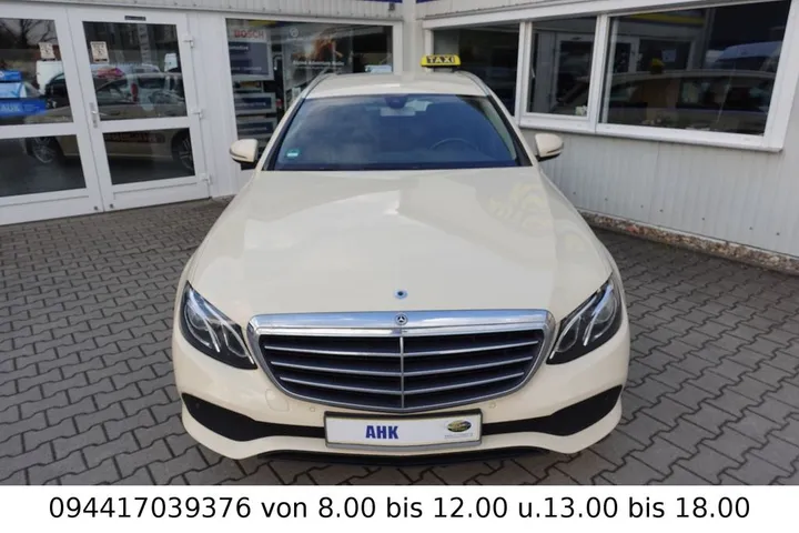 Mercedes-Benz E 200