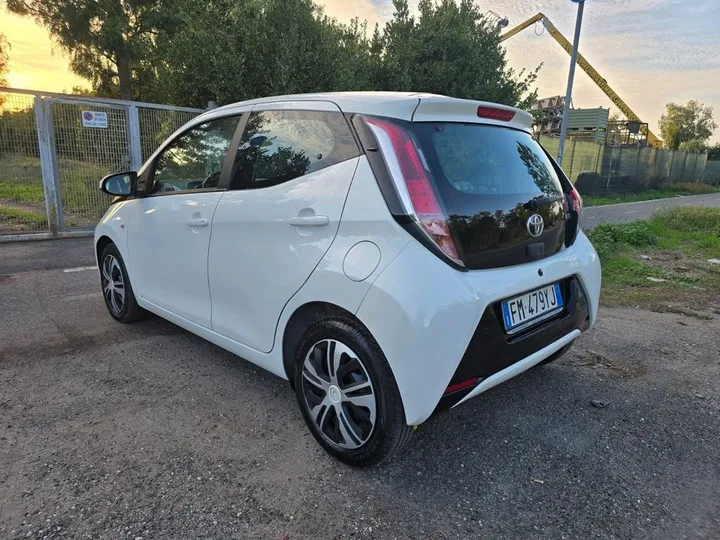 Toyota Aygo (X)