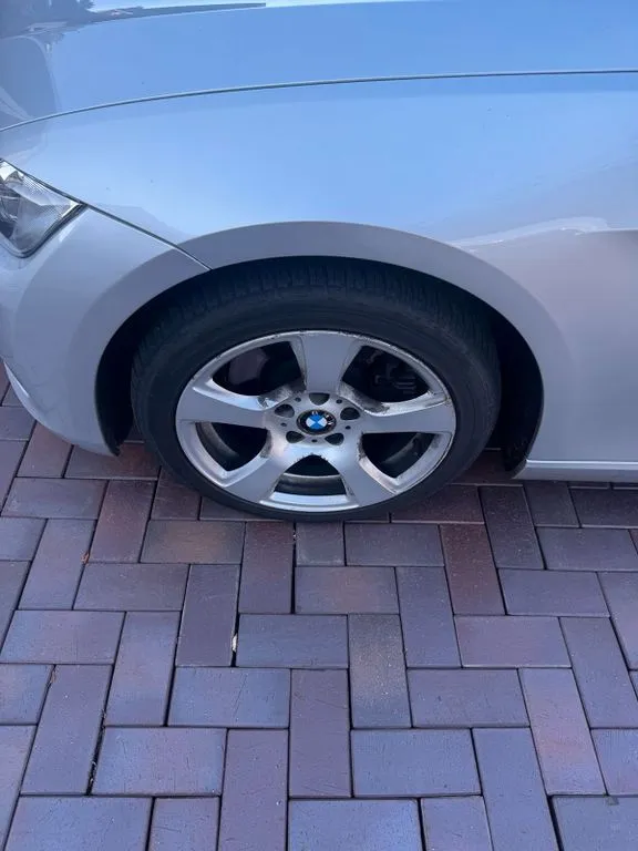 BMW 325