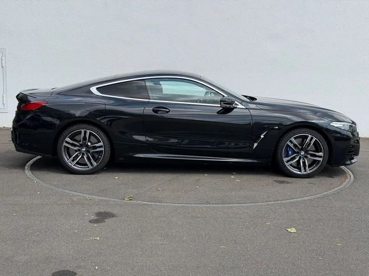 BMW M850