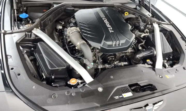 Genesis G70