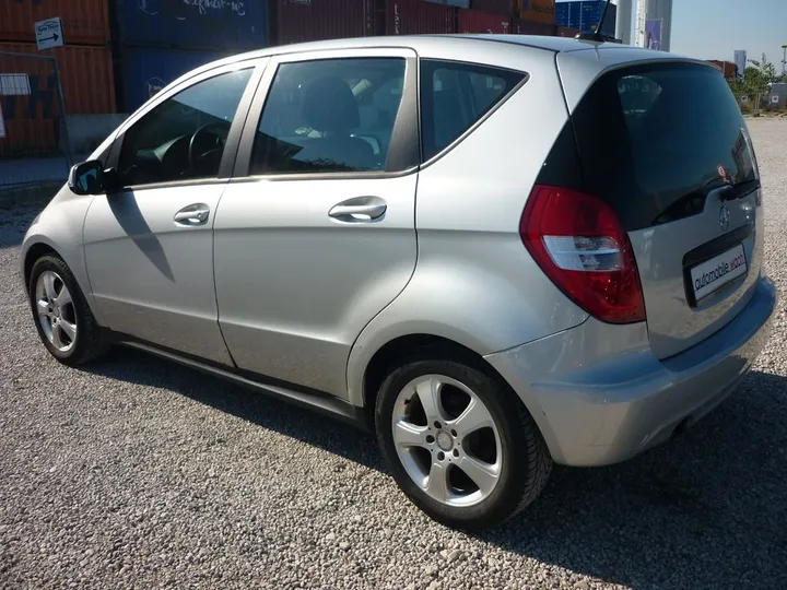 Mercedes-Benz A 160