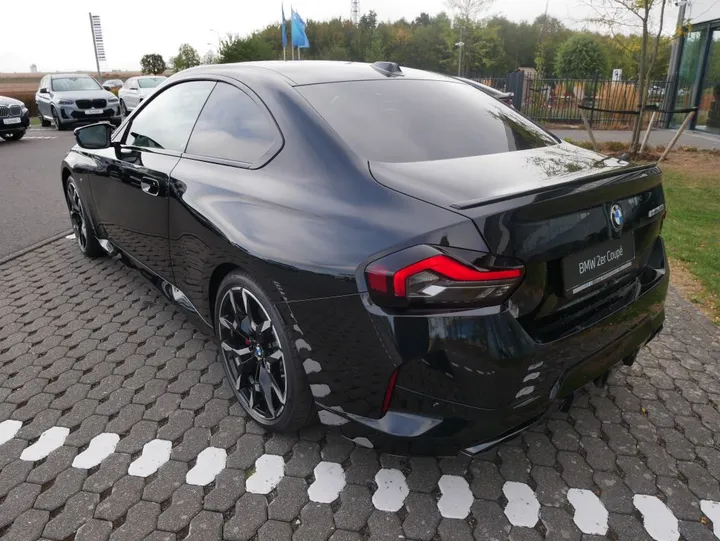 BMW M240i