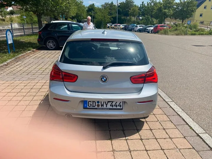 BMW 118