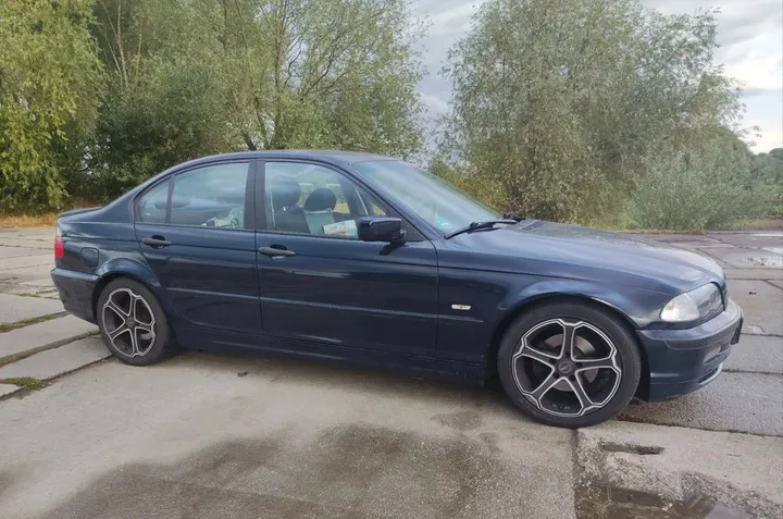 BMW 318