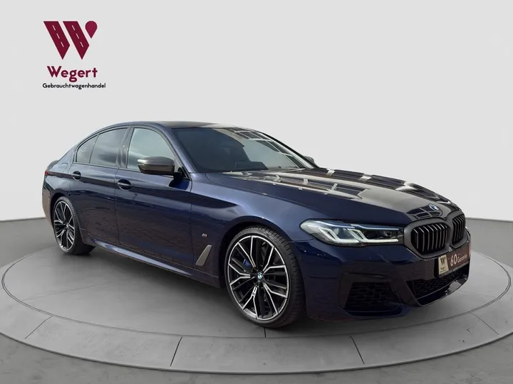 BMW M550