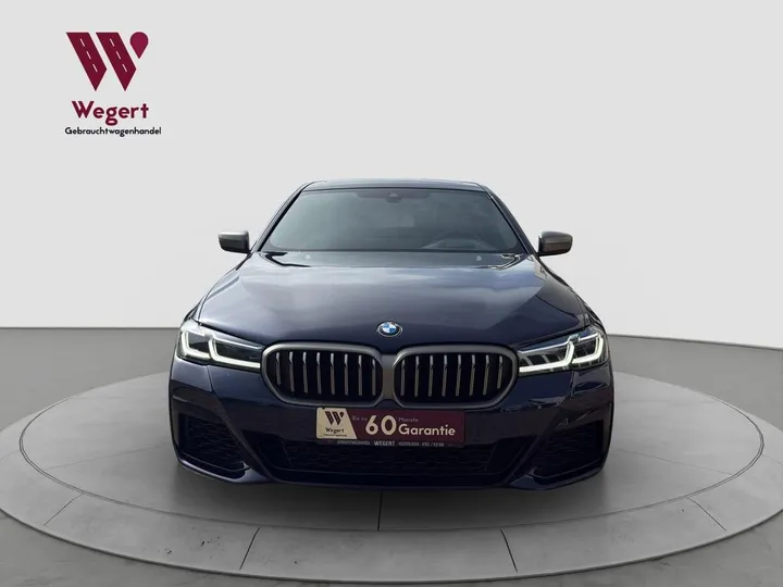 BMW M550