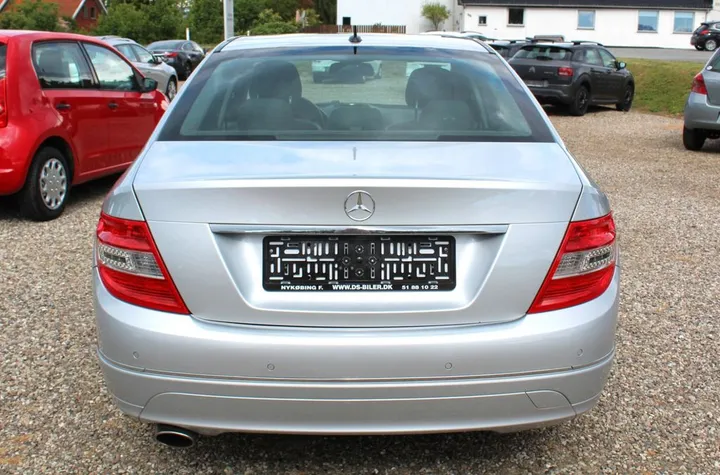 Mercedes-Benz C 200
