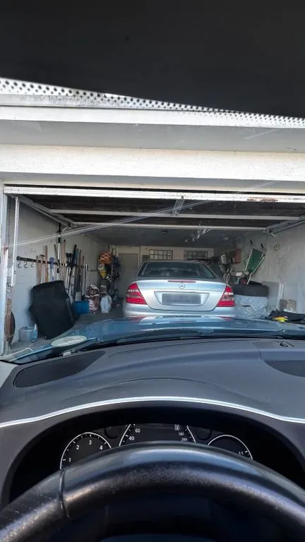Mercedes-Benz E 240