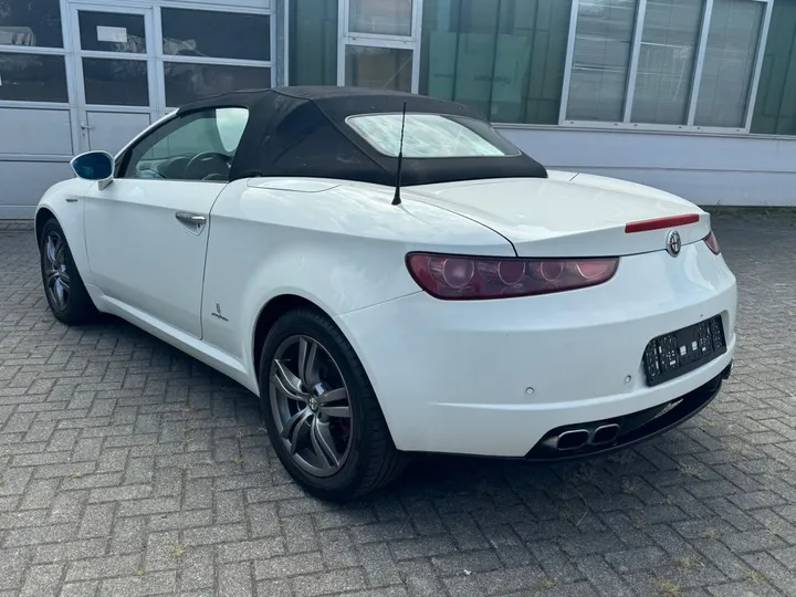 Alfa Romeo Spider