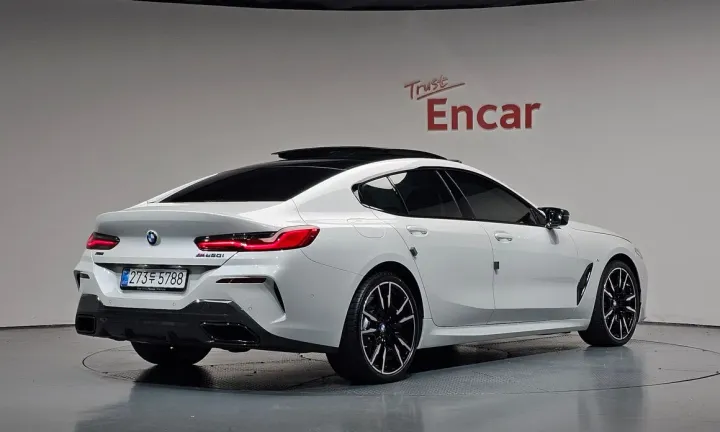 BMW 8-Series