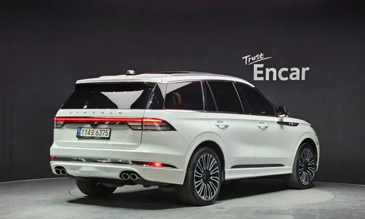 Lincoln Aviator