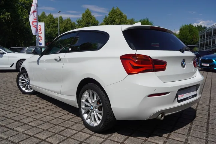 BMW 118