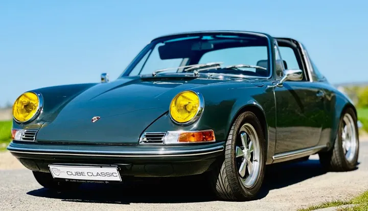 Porsche 911