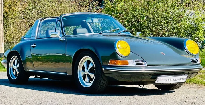Porsche 911