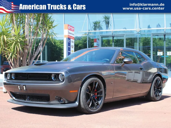 Dodge Challenger