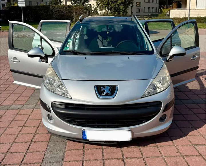 Peugeot 207