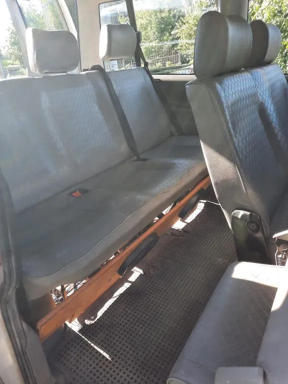 Volkswagen T4 Caravelle