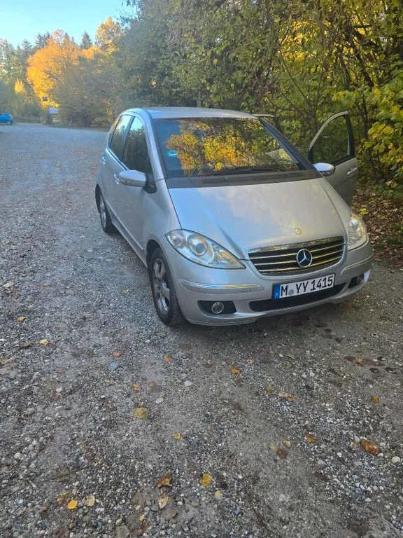 Mercedes-Benz A 200