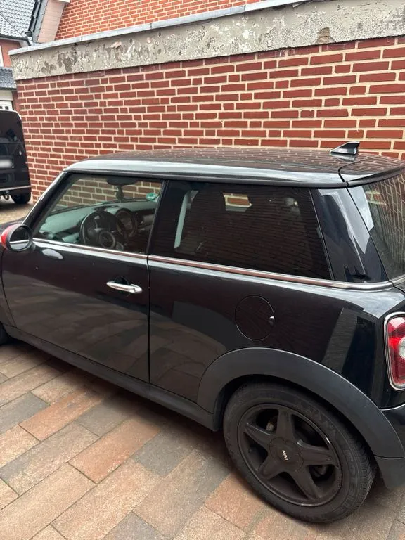 MINI Cooper C