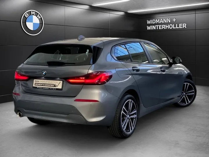 BMW 118