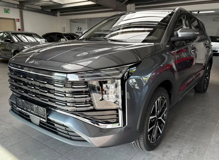 JAC 8 Pro