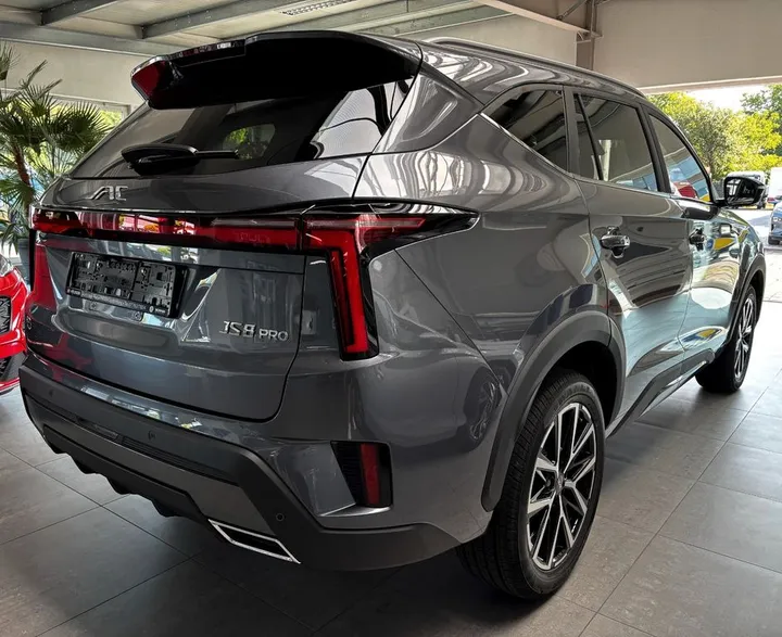 JAC 8 Pro