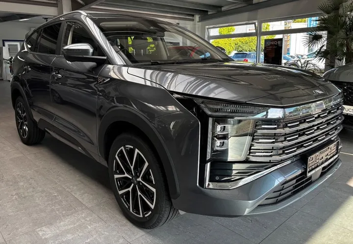JAC 8 Pro