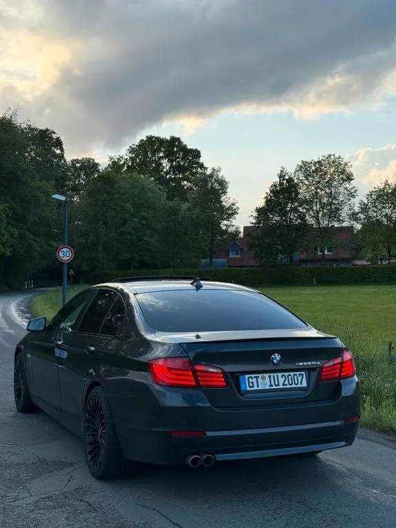 BMW 525