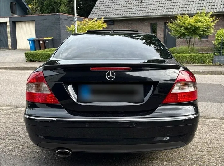 Mercedes-Benz CLK 320