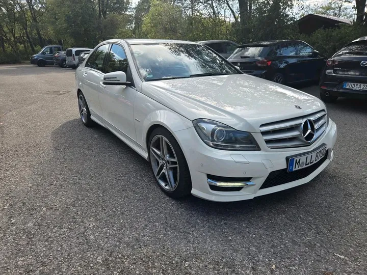 Mercedes-Benz C 200