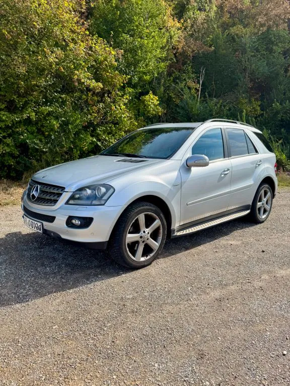 Mercedes-Benz ML 320