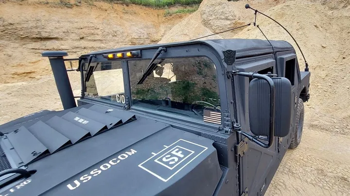 Hummer H1