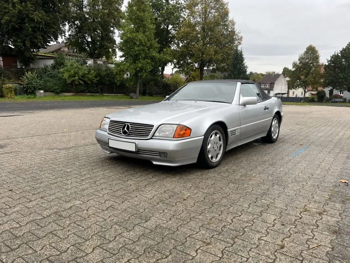 Mercedes-Benz SL 300