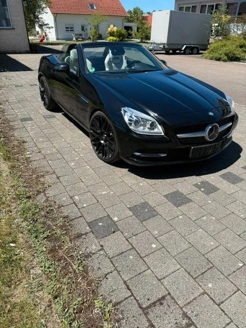 Mercedes-Benz SLK 250