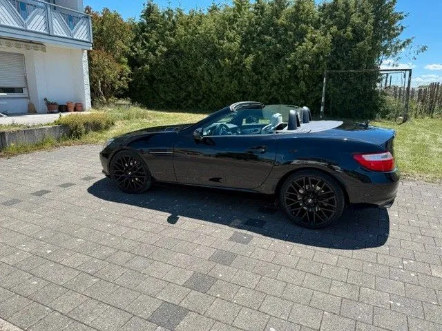 Mercedes-Benz SLK 250