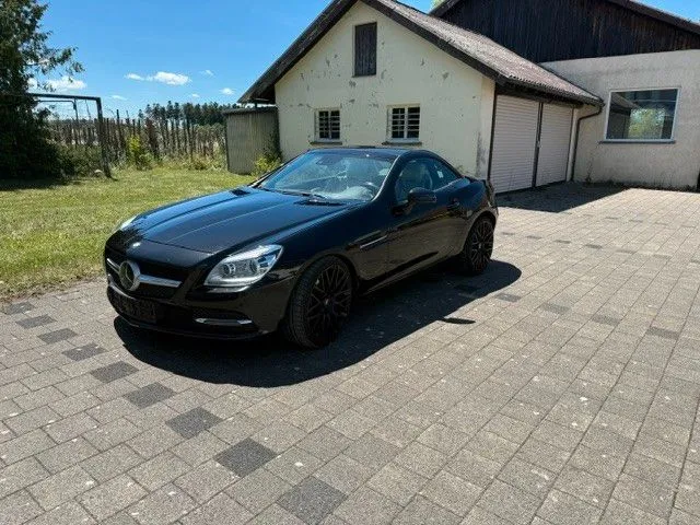 Mercedes-Benz SLK 250