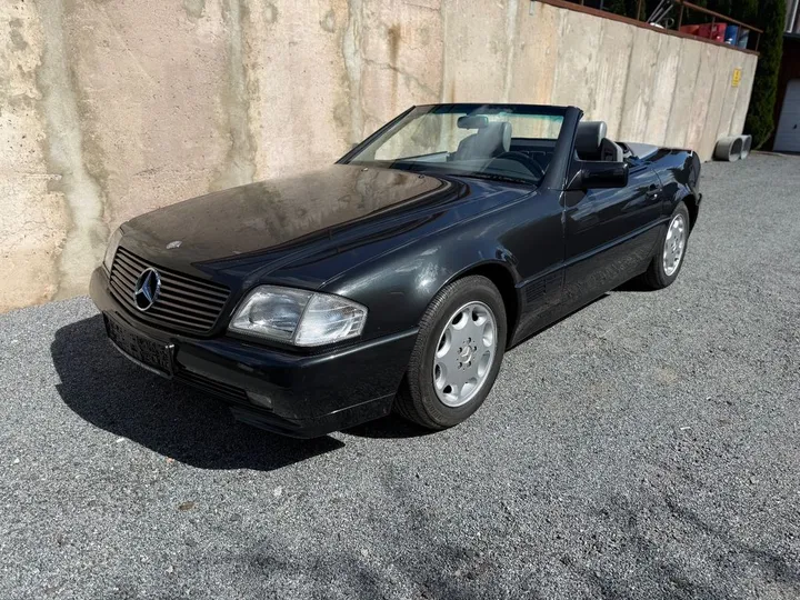 Mercedes-Benz SL 320