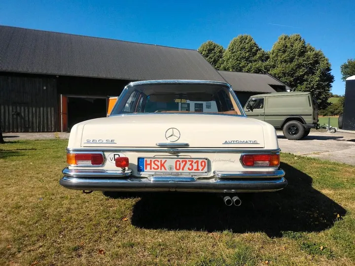 Mercedes-Benz 280